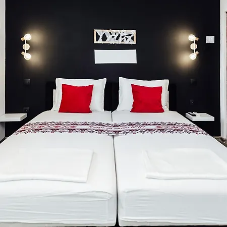 къщи брик 2 בית הארחה