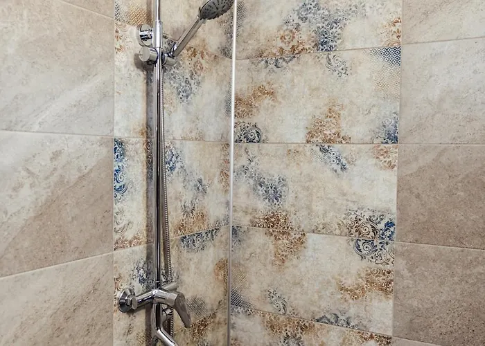 къщи брик 2 Къща за гости