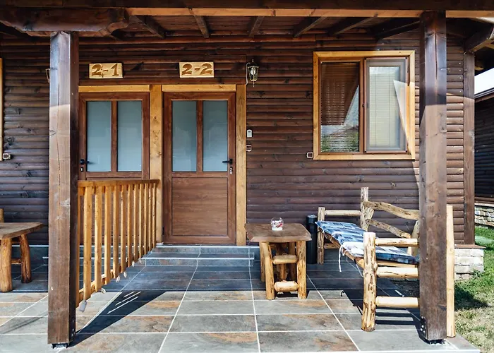 къщи брик 2 Сапарева Баня