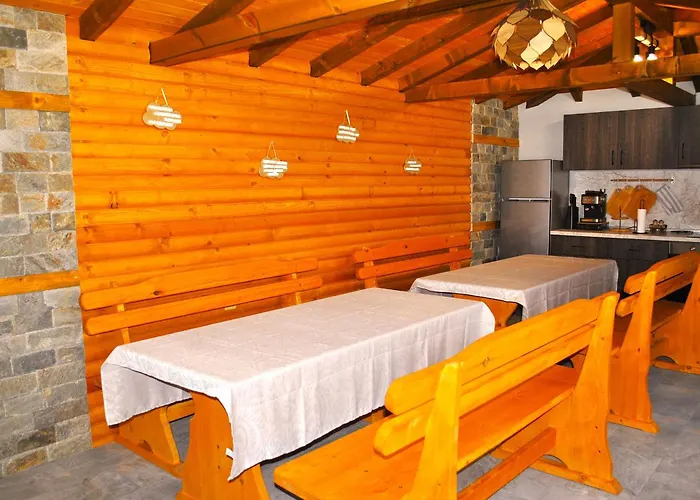 Къща за гости къщи брик 2 Сапарева Баня