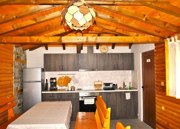 къщи брик 2 Къща за гости Сапарева Баня