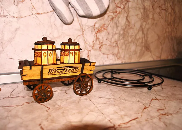 Къща за гости къщи брик 2 *